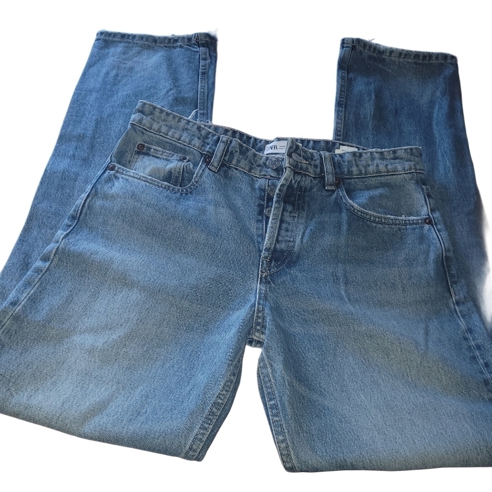 Zara Light Wash Straight Leg Denim Jeans Size 6